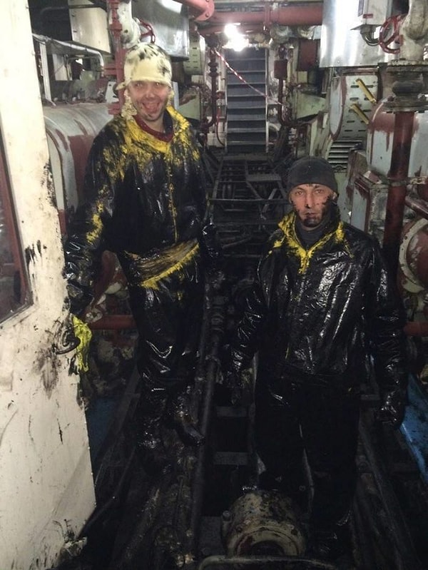 7. А ведь говорили им, не меняйте краску в принтере самостоятельно