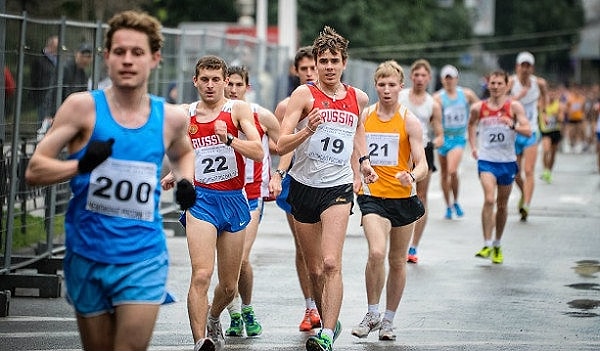 1. Если вы обогнали соперника, идущего вторым в соревнованиях по спортивной ходьбе, то какую позицию вы стали занимать теперь?