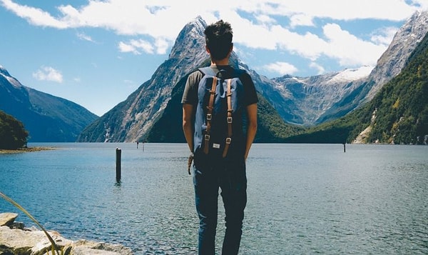 Lu 旅: (путешественник)