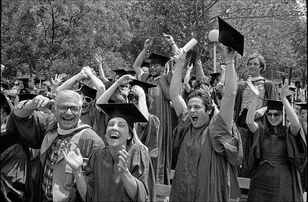 2. New York Üniversitesi'nde bir mezuniyet töreni, 1978.