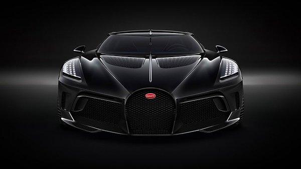 Bugatti'nin La Voiture Noire adıyla ürettiği yeni modeli artık dünya üzerindeki en pahalı otomobil.