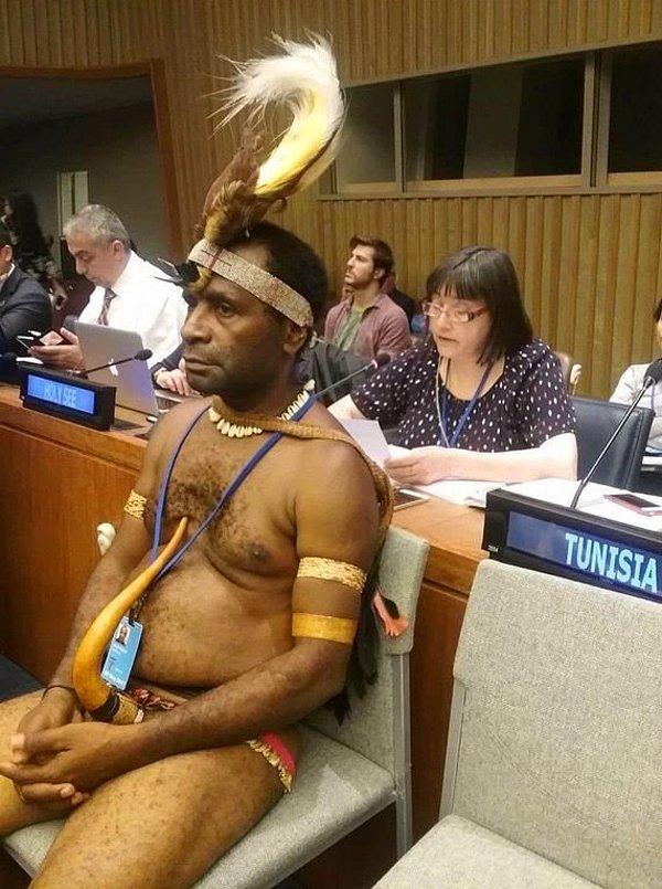 5. Birleşmiş Milletler Genel Merkezi'nde Batı Papua temsilcisi, New York.