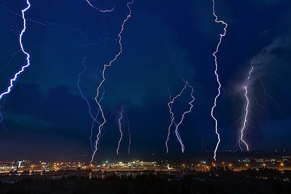 9. Какой газ выделяется после грозы?