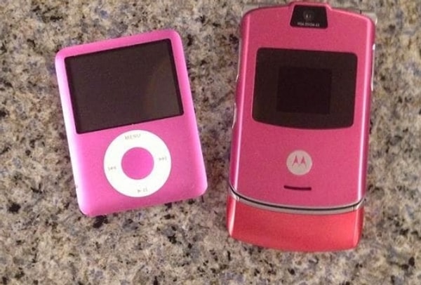 7. Если сегодня смартфон имеет особенность включать в себя буквально все, то раньше фотоаппарат, мп3-плеер, телефон и ноутбук представляли собой отдельные гаджеты