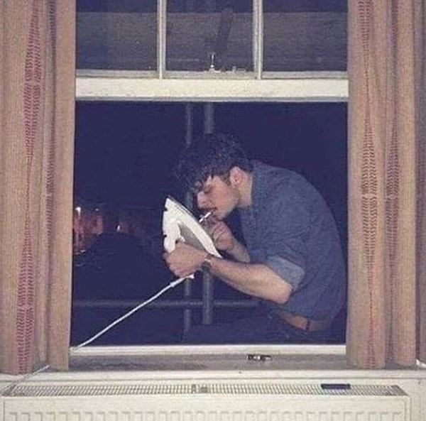 4. Когда не можешь не покурить )