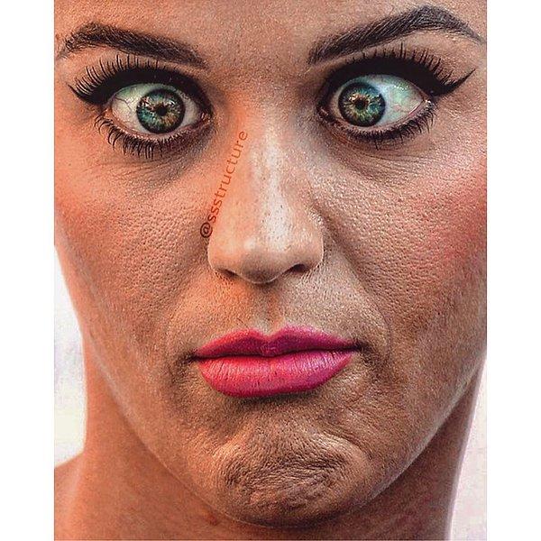 12. Katy Perry yine de çok tatlı. 😂