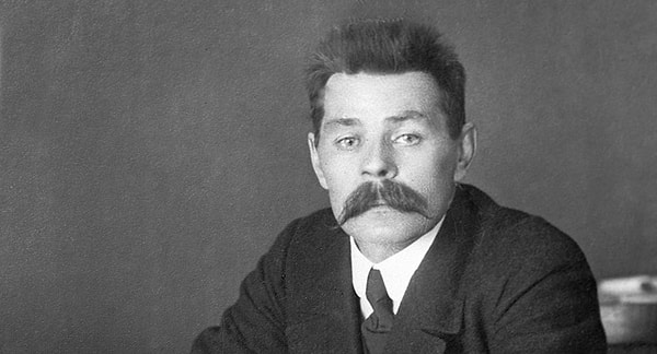 9. «Есть такая степень талантливости, которая делает людей ..., невыносимо, ужасающе талантливыми»?