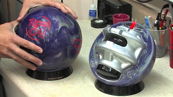 20. Шар для боулинга