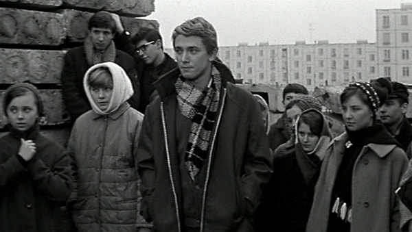 3. В каком фильме рассказывается о буднях школьного учителя?