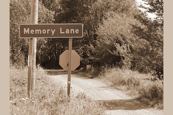 1. Каково ваше самое первое воспоминание?