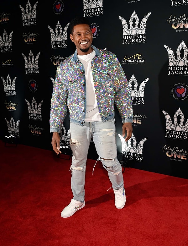 Сегодня ему 40, и мало что изменилось в его стиле :)