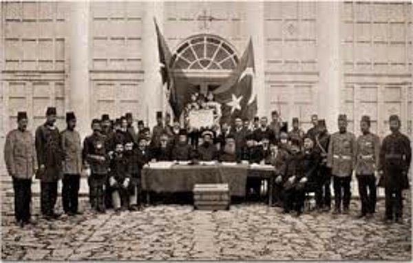 1877: Ayan Meclisi görevine başladı.