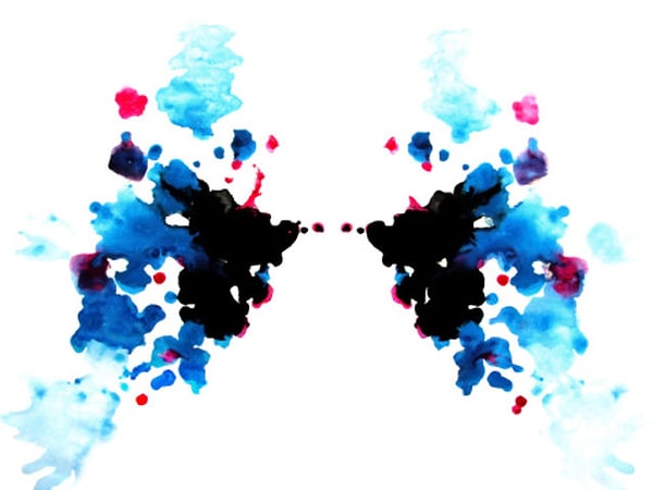 5. И последнее: что вы рассмотрели в этой кляксе?