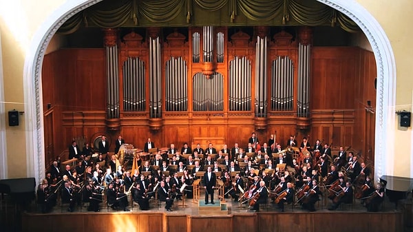 12. Назовите композитора музыкального произведения "Славянский марш" :