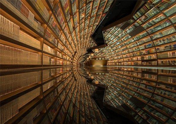 Çin'in Zhen Yuan şehrinde yer alan Yangzhou Zhongshuge Kütüphanesi üçüncü,
