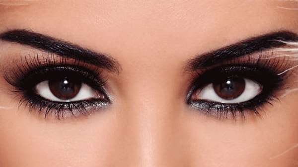 У вас черные глаза!