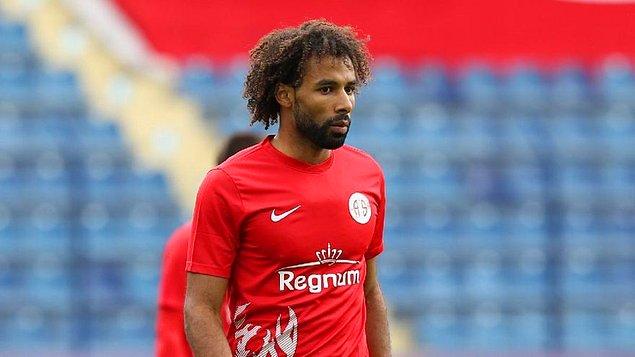 Nazım, 2017 yılında Almanya 3. lig takımlarından Osnabrück takımından Antalyaspor'a transfer edildi.
