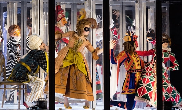 4. Главную героиню драмы М. Ю. Лермонтова "Маскарад" зовут...