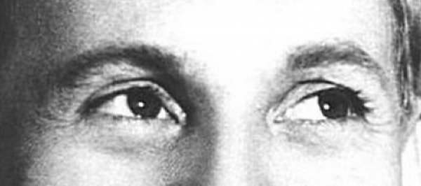 10. И, наконец, на данном снимке взгляд...