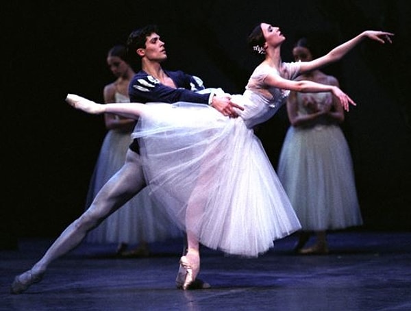 5. Кто из этих композиторов написал балет "Жизель"?