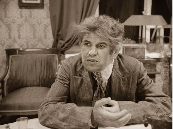 2. Что насчет этого кадра?