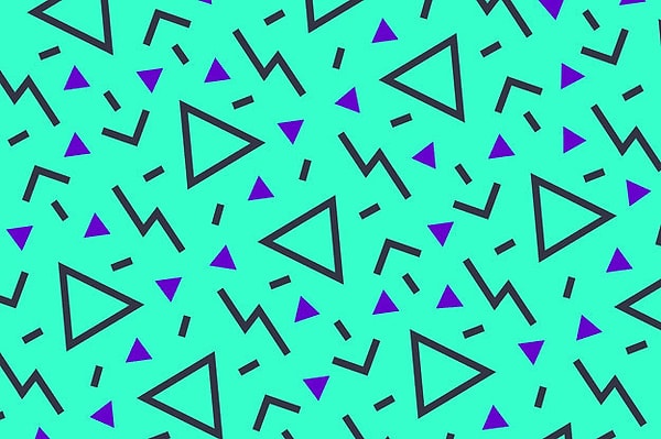 2. А здесь какого цвета фиолетовые треугольники?