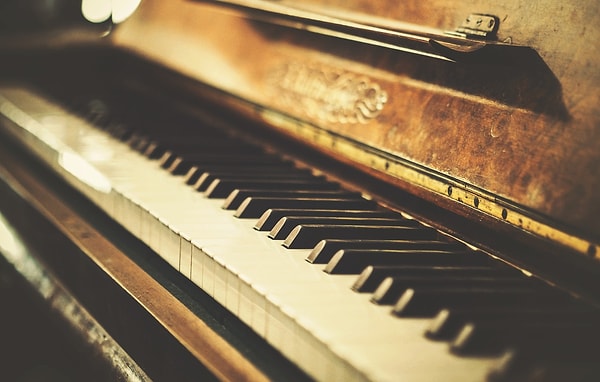 12. Немецкий композитор и пианист, последний представитель «венской классической школы», написал «Лунную сонату».