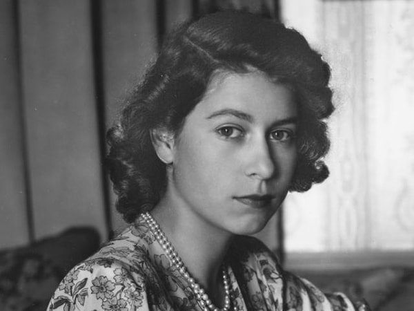 18. Кто запечатлен на фото?