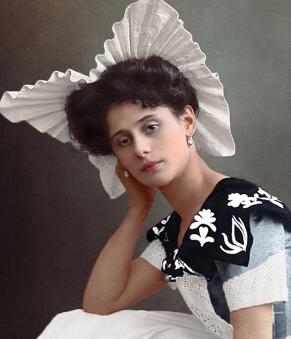 20. Балерина, чье имя до сих пор является символом русского балета XX века. А еще в честь нее назван торт.