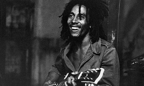 5. Bob Marley'nin Hide Tide or Low Tide şarkısı da bir marina örümceğinin isimlendirilmesine ilham kaynağı olmuş: "desis bobmarleyi"