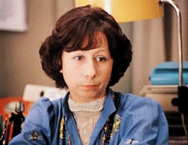 12. Из какого фильма этот кадр с Лией Ахиджаковой?