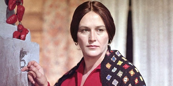 13. И последнее: назовите этот фильм с Нонной Мордюковой?