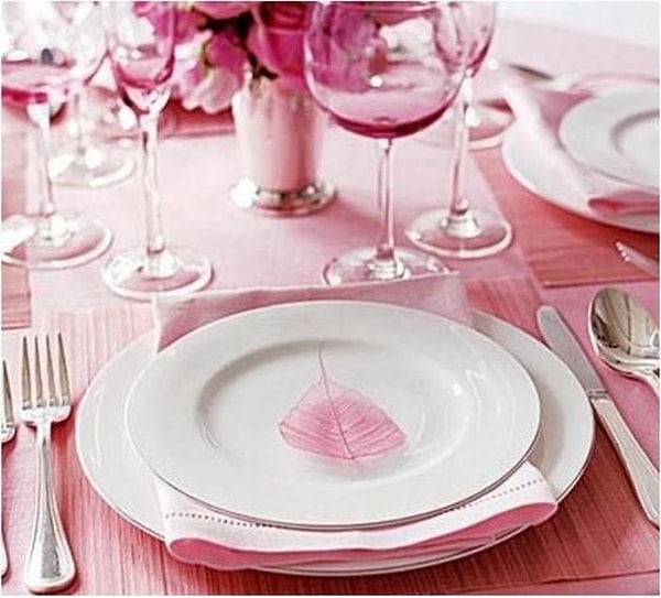 4. Вы заказали рыбу, но не учли, что приборов будет слишком много, а каким нужно пользоваться не знаете. Ваши действия?