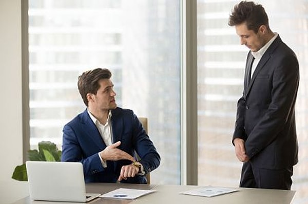 7. Допустим, вы попали в пробку и из-за этого опоздали на важное совещание. Вы: