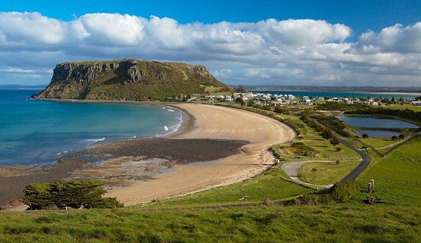 5. Тасмания является частью...