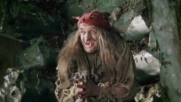 3. Кто автор высказывания «Воспитаем Бабу-Ягу в своем коллективе!»?