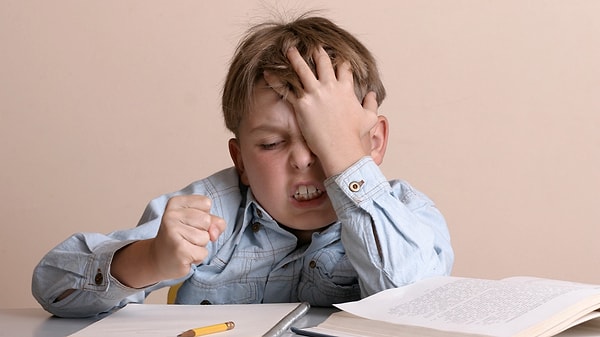 13. В каком варианте ответа НЕ с наречием пишется раздельно?