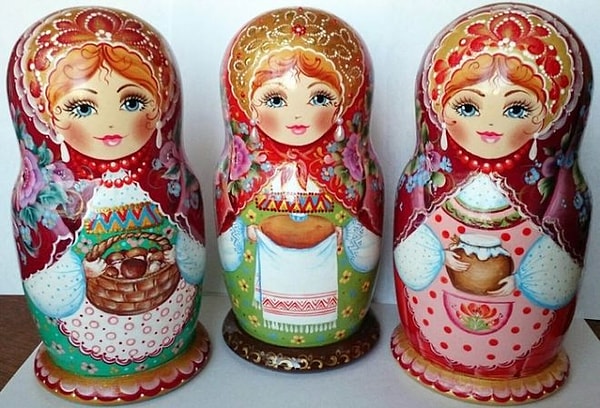 12. В каком веке появилась матрешка, символ России?