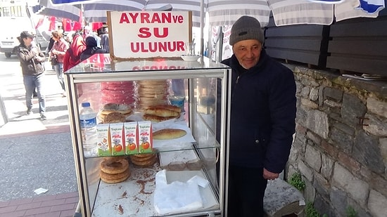 Bu Kadarına da Pes: Görme Engelli Simitçiyi Sahte Parayla Dolandırıyorlar!