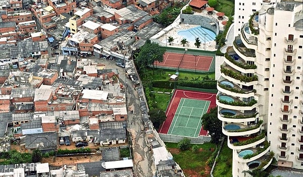 9. Две жизни одного города (Мексика)