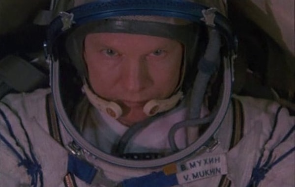 5. В каком фильме Виталий Соломин исполнил роль космонавта?