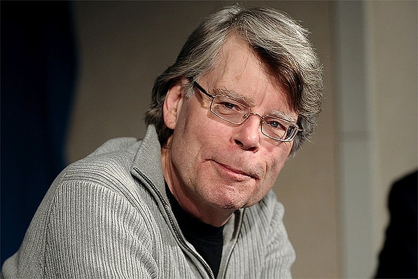 10. Как зовут этого писателя?