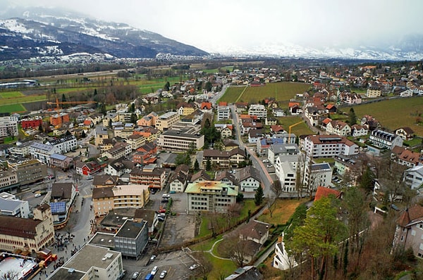 2. А теперь столицу Лихтенштейна: