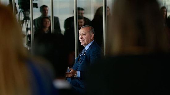 Sosyal Medyadan Canlı Yayınlandı: Cumhurbaşkanı Erdoğan Gençlerin Sorularını Yanıtladı