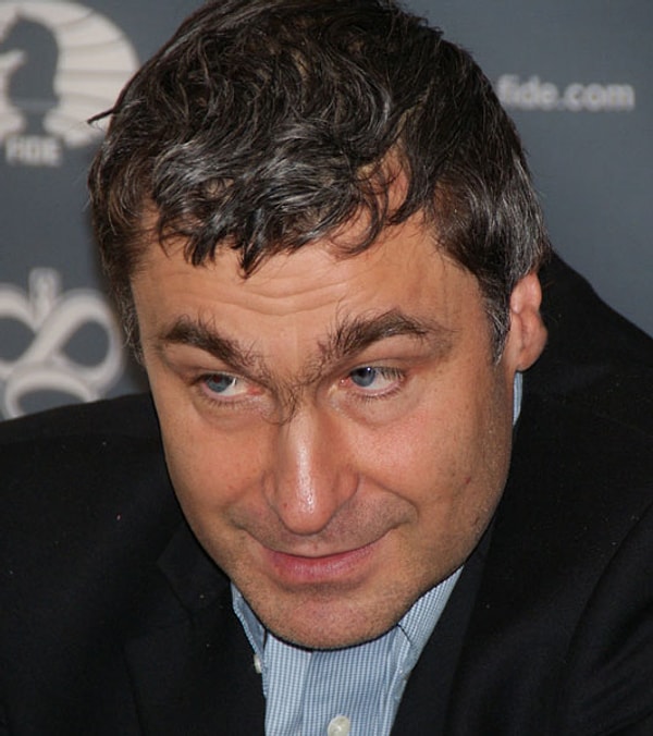 8. В каком виде спорта прославился украинец Большой Чаки?