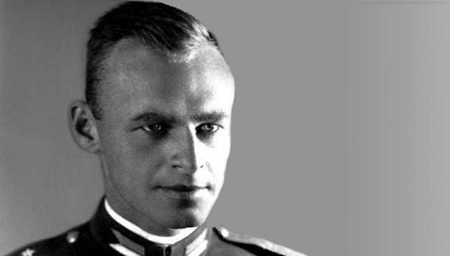 Witold Pilecki teknoloji ya da bilim alanında bir başarıya ulaşmadı, o bir askerdi.
