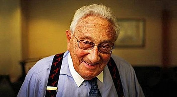 6. Закончите высказывание Генри Киссинджера: «Те, кого мы в США называем террористами, это на самом деле группы людей, ... ».