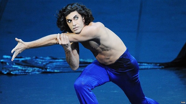 1. Как зовут этого артиста балета по фамилии Цискаридзе?