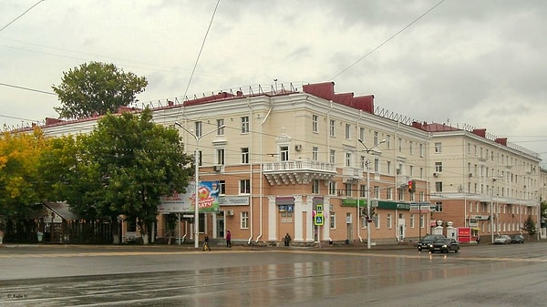 4. А эта улица находится в...