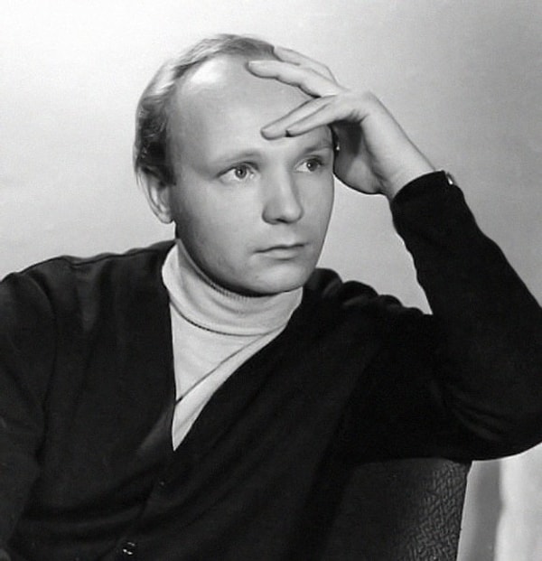 6. Вам знаком этот мужчина?